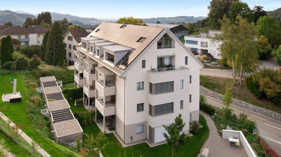 Grosszügige Wohnung im Eigentumsstandard an ruhiger Lage – Foto 2 von 14
