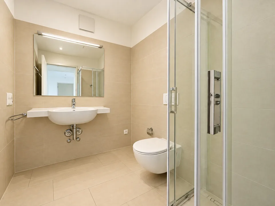 Moderne 3.5-Zimmer-Wohnung mit Wohnpark in Stabio – Foto 6 von 9