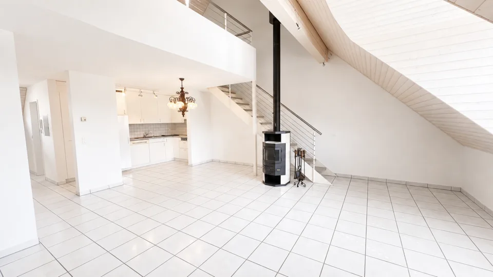 Charmante 2.5-Zimmer-Maisonette an ruhiger Lage – Foto 4 von 10