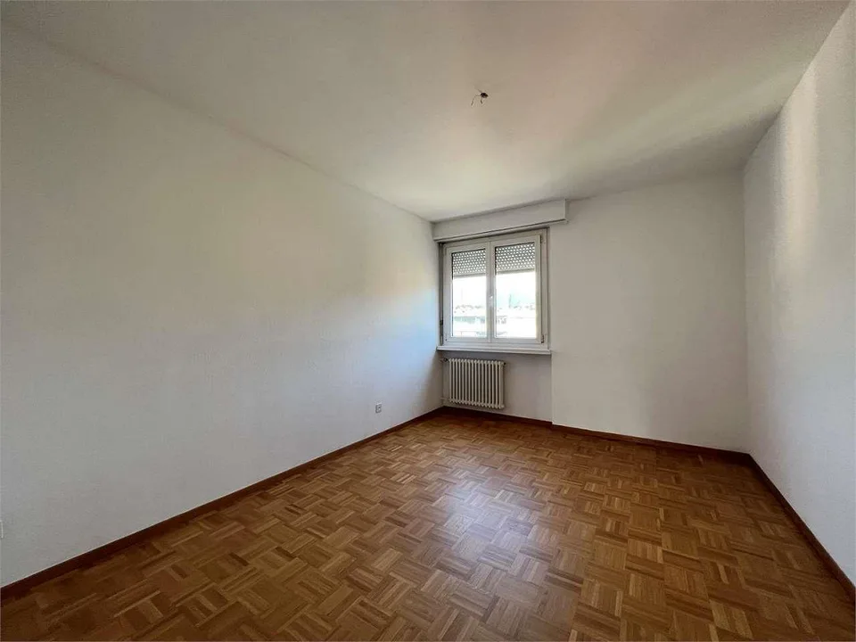 Ref. 2429 Chiasso à louer 3.5 pièces – photo 8 sur 12