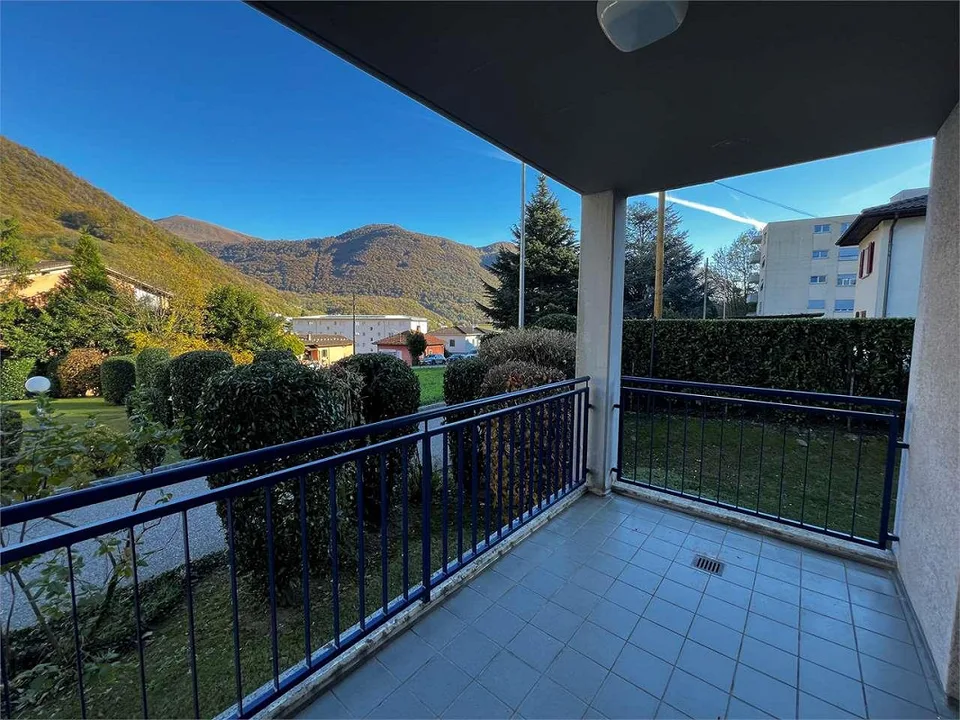 Ref. 2724 Rivera geräumige 4.5 Zimmer – Foto 2 von 8