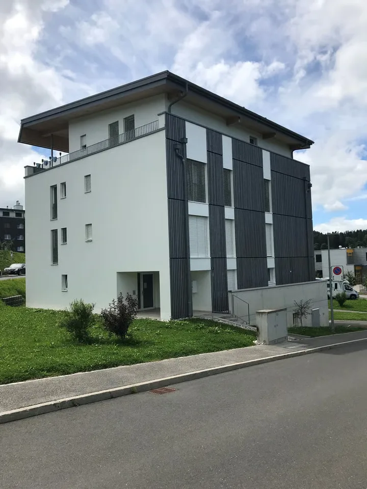 4,5-Zimmer-Wohnung mit Balkon – Foto 11 von 12