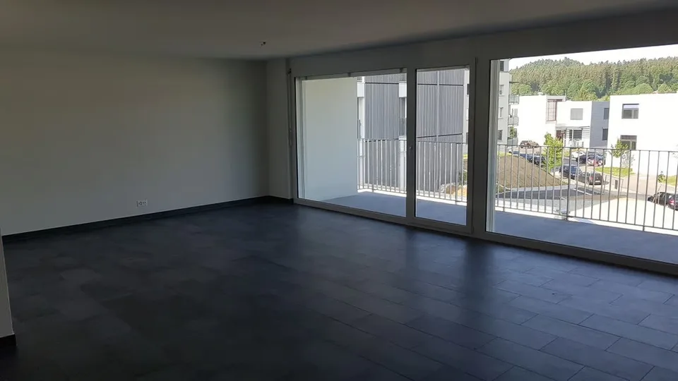 4,5-Zimmer-Wohnung mit Balkon – Foto 2 von 12