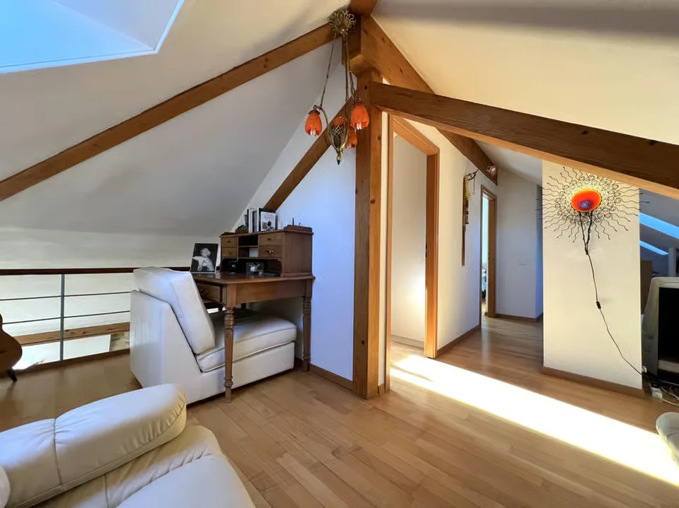 Wunderschöne Duplex-Dachwohnung – Foto 9 von 10