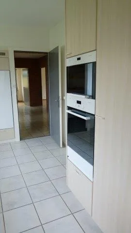 Charmante maison individuelle de 5,5 pièces à Embrach, limitée à un an – photo 8 sur 30