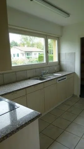 Charmante maison individuelle de 5,5 pièces à Embrach, limitée à un an – photo 7 sur 30