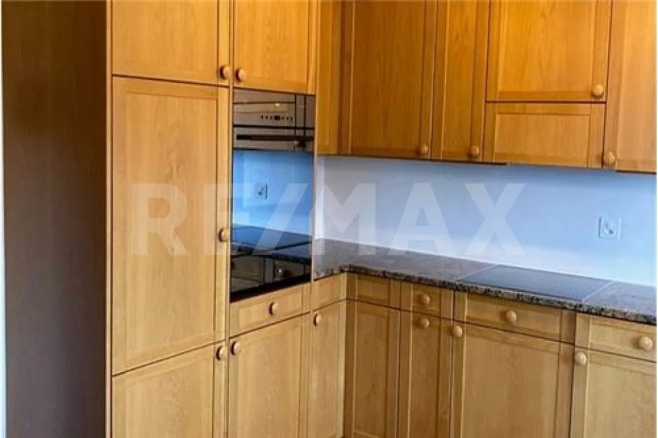 Traumhafte 3.5-Zi.-Miet-Wohnung mit Weitsicht und heimeligem Kachelofen – Foto 3 von 13