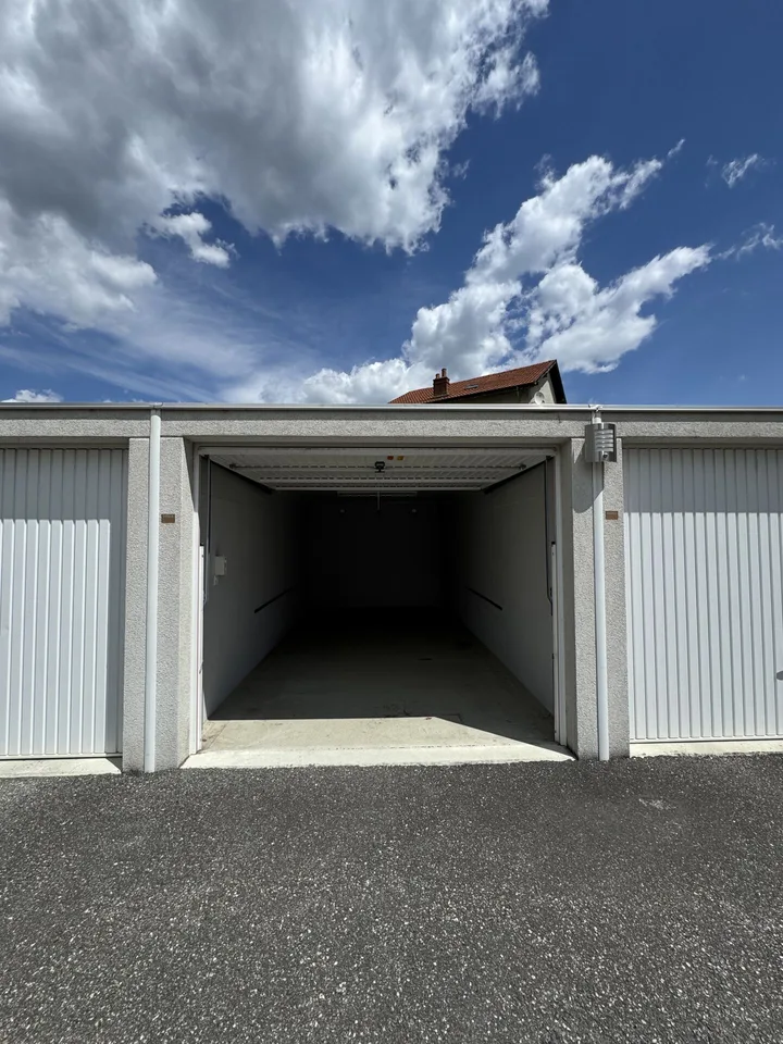 Garage / box – photo 2 of 3