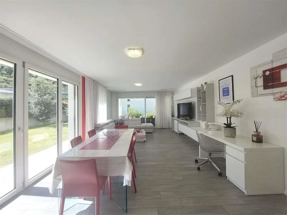 Appartement spacieux de 3,5 pièces avec jardin privé à Barbengo – photo 5 sur 13
