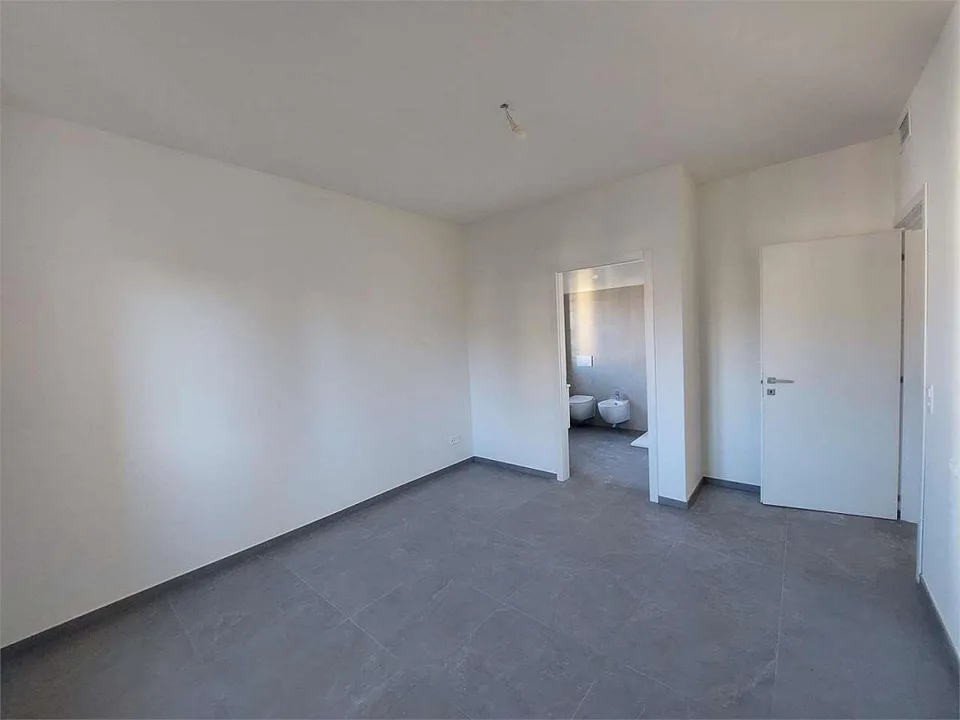 2342: Lugano, renovierte 3,5-Zimmer-Wohnung – Foto 8 von 11