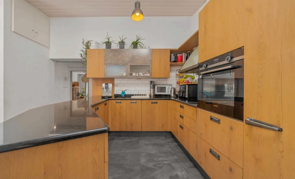Casa con appartamento indipendente - Posizione privilegiata a Veytaux – foto 7 di 13