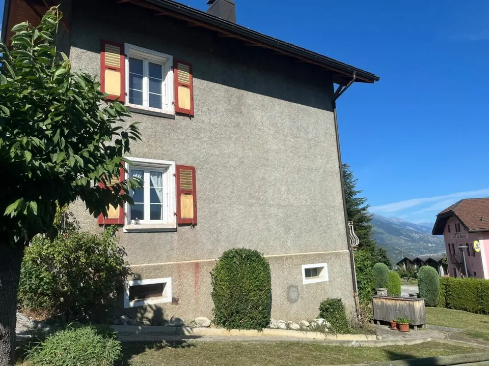 Zweifamilienhaus im Skigebiet Crans-Montana/VS – Foto 3 von 13