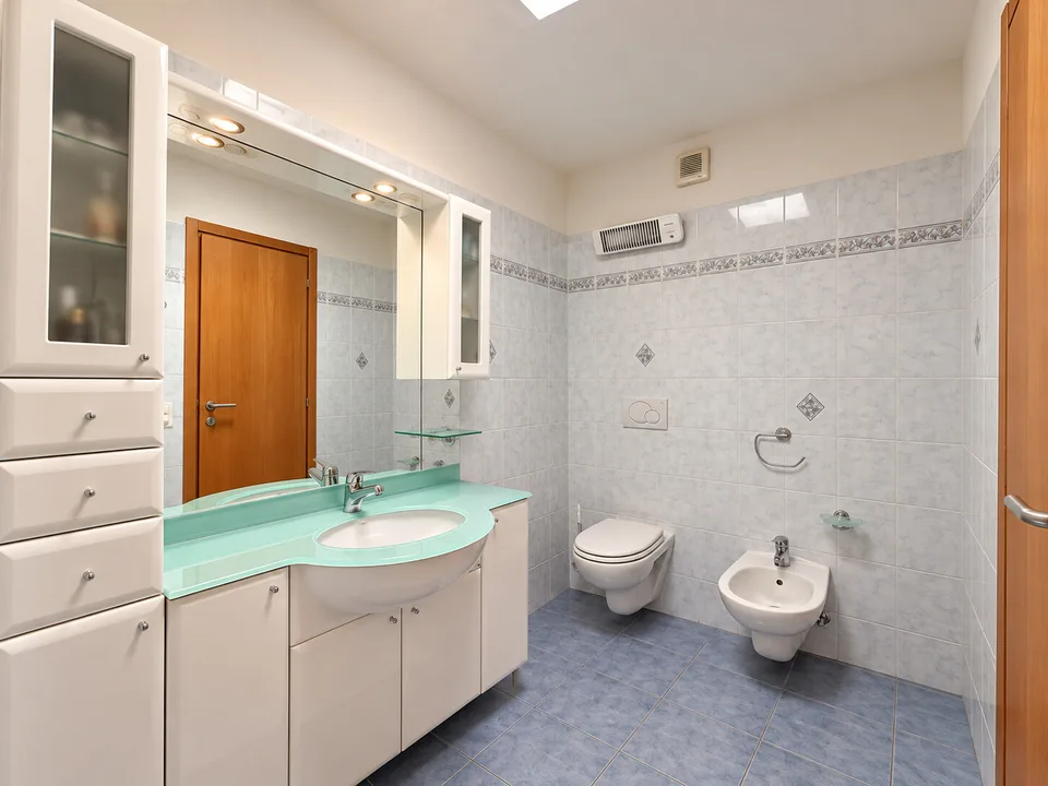 LUMINEUX APPARTMENT DE 3.5 PIÈCES AVEC TERRASSE À BIOGGIO – photo 9 sur 9