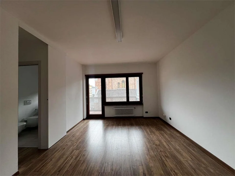 Ref. 2727 Lugano charmantes Büro zur Miete – Foto 2 von 6
