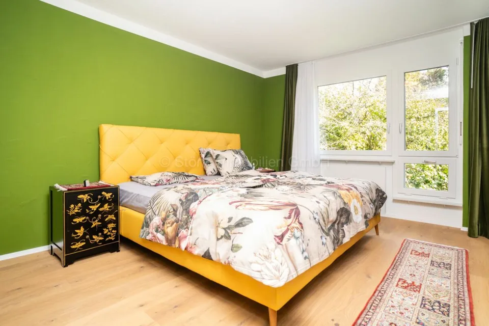 Appartamento elegante di 4,5 locali con 145 m² di superficie abitabile e ristrutturazione completa di alta qualità – foto 11 di 13