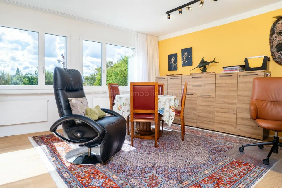 Appartamento elegante di 4,5 locali con 145 m² di superficie abitabile e ristrutturazione completa di alta qualità – foto 4 di 13