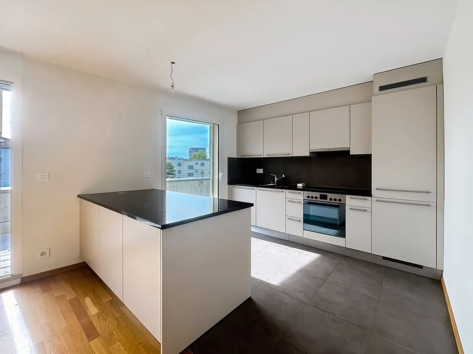 Penthouse mit privatem Aufzug und umlaufendem Balkon – Foto 3 von 10