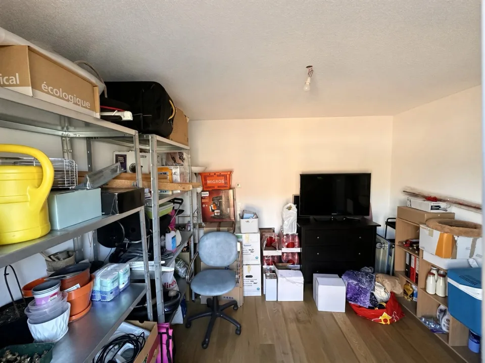 Collombey – 3,5-Zimmer-Wohnung mit Terrasse und Schwimmbad – Foto 4 von 8