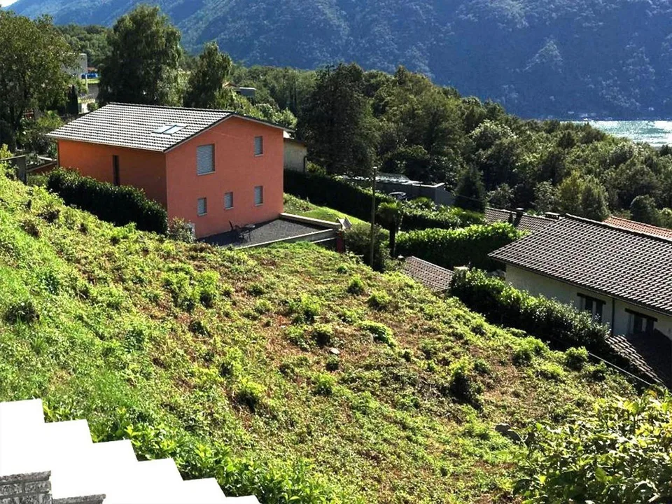 BAUEN SIE IHR HAUS MIT SEEBLICK – Foto 4 von 9