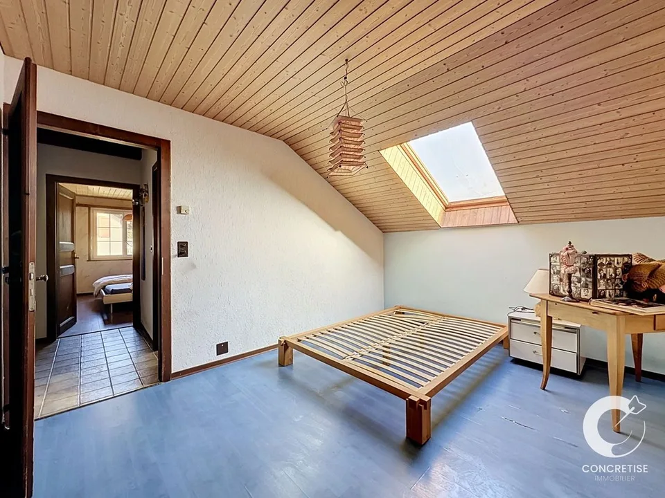 Grand appartement à rénover – photo 9 sur 12