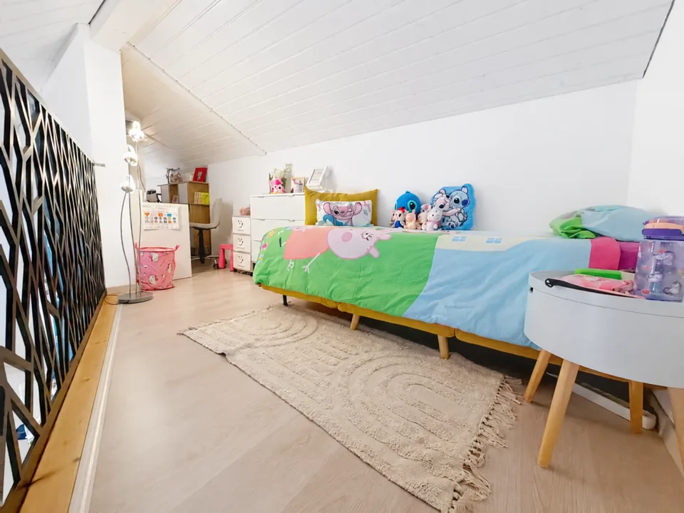 Bel appartement cosy en attique de 3.5 pièces avec Mezzanine et immense terrasse – photo 6 of 13