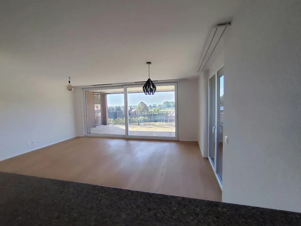 3,5-Zimmer-Dachgeschoss zur Miete mit Aussicht in Le Mont-sur-Lausanne – Foto 2 von 7
