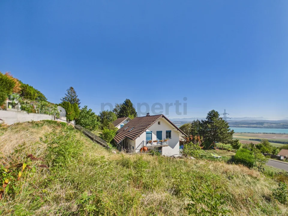 Buildable land of 901 m² in the center of the village, Project authorized for 2 apartments, Possibility of individual plot – photo 4 of 6