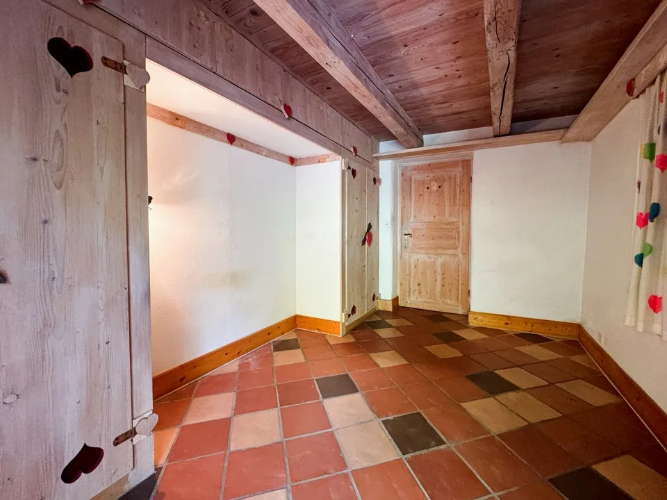 Casa di villaggio a Villeneuve - Immobile redditizio con 3 appartamenti – foto 5 di 13