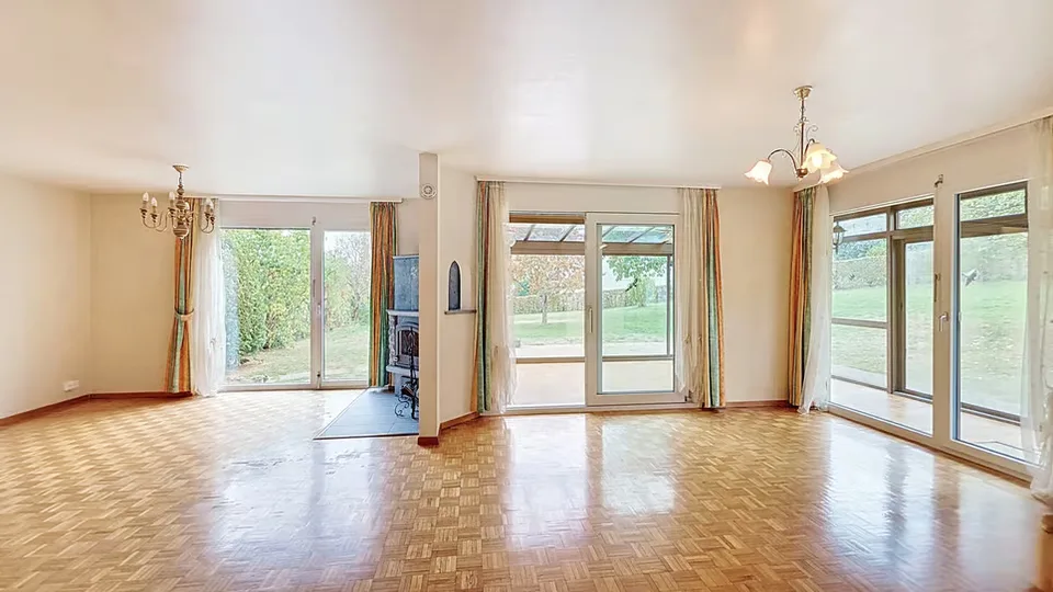 Villa indipendente di 5.5 locali con terreno di 1'282 m2 a Onnens / FR – foto 8 di 13