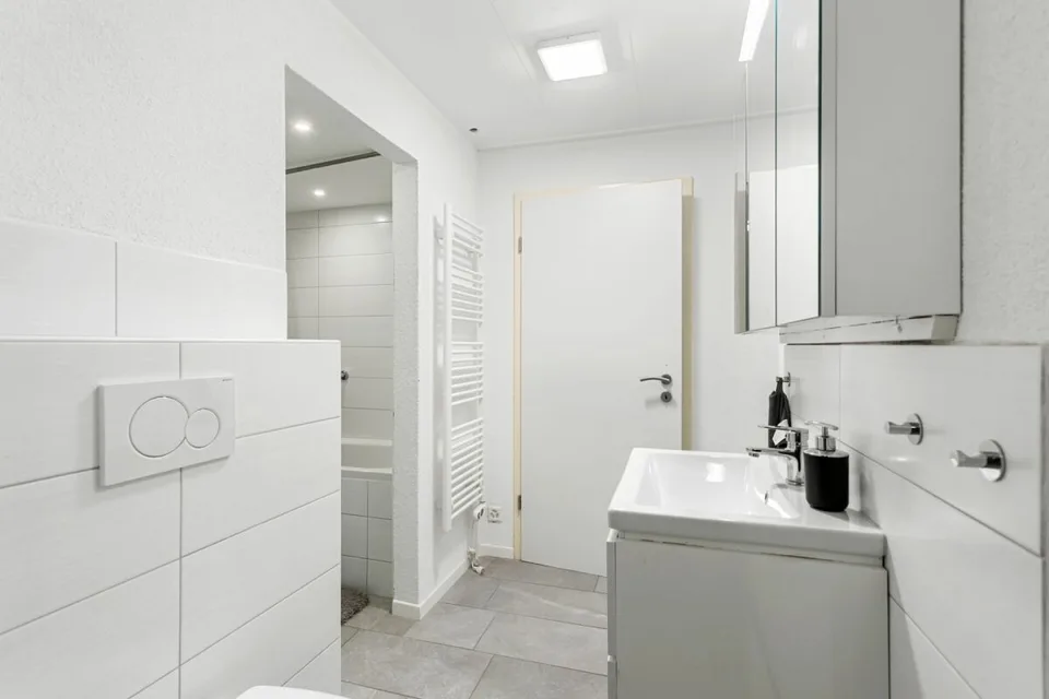 Felicità familiare con vista lago - Casa moderna di 5,5 stanze con vista lago a Freidorf – foto 10 di 13