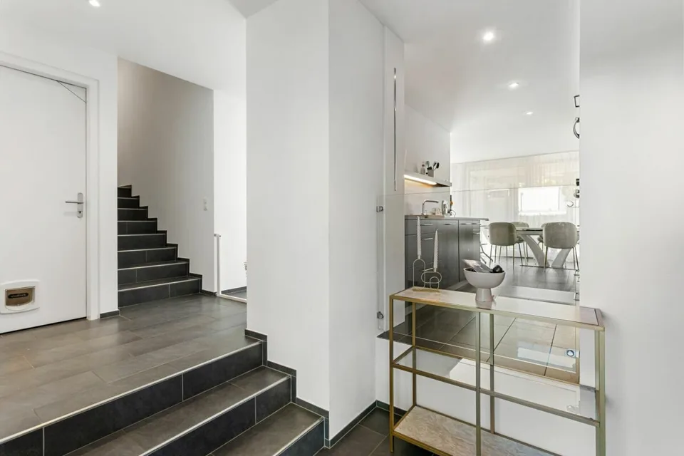 Felicità familiare con vista lago - Casa moderna di 5,5 stanze con vista lago a Freidorf – foto 2 di 13