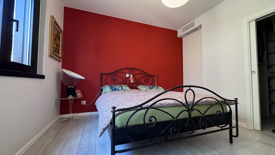 STUNNING AND SPACIOUS 3.5-ROOM APARTMENT IN CENTRAL LUGANO – photo 7 of 9