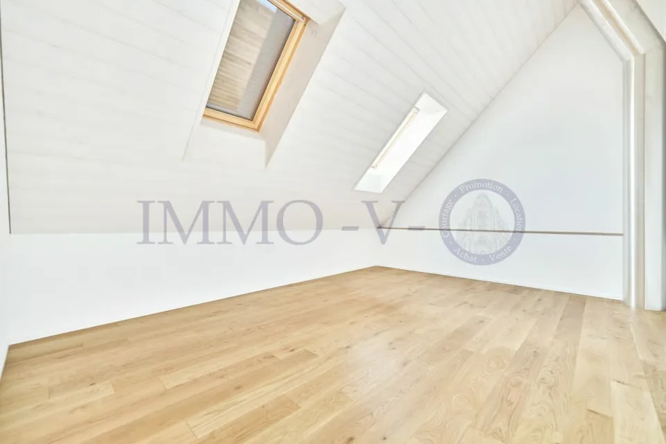 NEUE HOCHWERTIGE WOHNUNG MIT TERRASSE IDEAL FÜR FAMILIEN – Foto 7 von 8