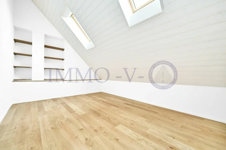 NEUE HOCHWERTIGE WOHNUNG MIT TERRASSE IDEAL FÜR FAMILIEN – Foto 6 von 8