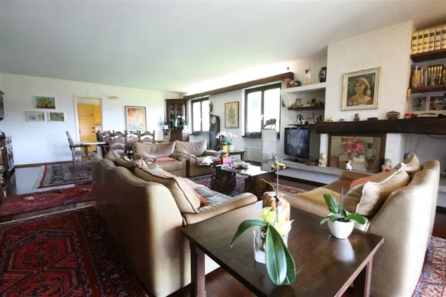 6 Zimmer Villa in Morbio Inferiore – Foto 8 von 10
