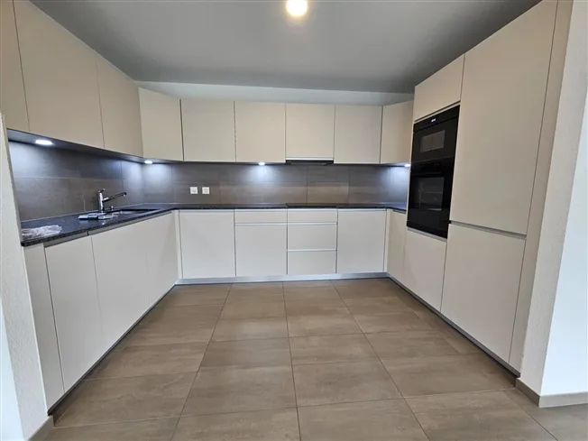 Bel appartement contemporain de 3.5 pièces avec balcon – photo 4 sur 11
