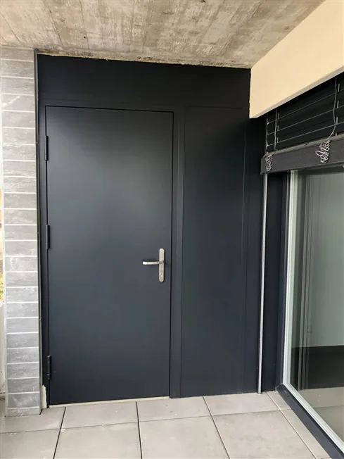 Bel appartement contemporain de 3.5 pièces avec balcon – photo 11 sur 11