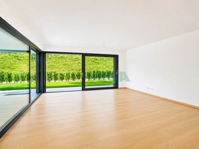 Moderno appartamento 4,5 locali con bella terrazza e giardino privato – foto 21 di 24