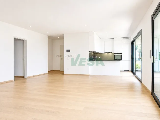 Moderno appartamento 4,5 locali con bella terrazza e giardino privato – foto 17 di 24