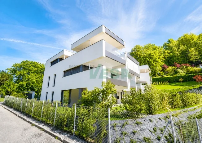 Moderno appartamento 4,5 locali con bella terrazza e giardino privato – foto 20 di 24