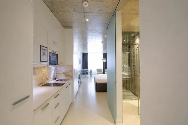 Studio Senior, Kitchenette - Serviced Apartment with Weekly Housekeeping Included – photo 19 of 32
