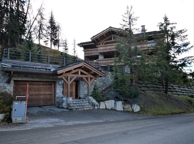 Exceptional apartment in Crans-Montana – photo 20 of 20