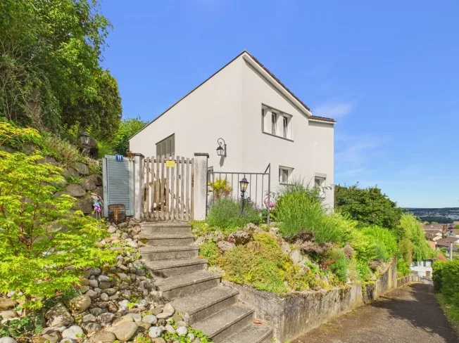 5.5-Zi.-Einfamilienhaus mit Pool in Dornach kaufen – foto 12 di 18