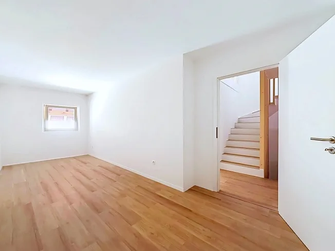 7.5 Zimmer Einfamilienhaus in St-Livres – foto 8 di 12