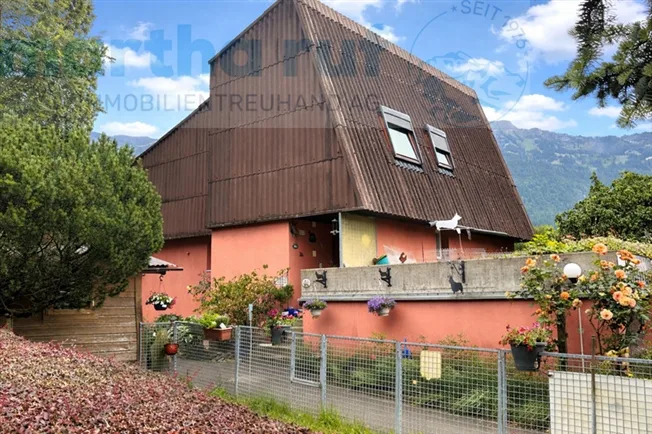 6 Zimmer Einfamilienhaus in Interlaken – photo 2 of 19