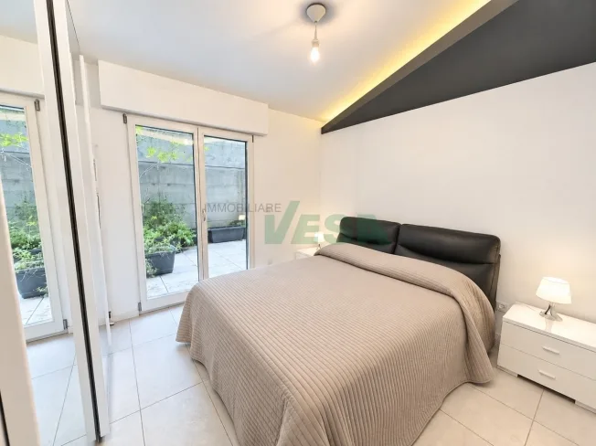 Moderno e luminoso appartamento 2 locali con splendida vista lago – photo 17 sur 21