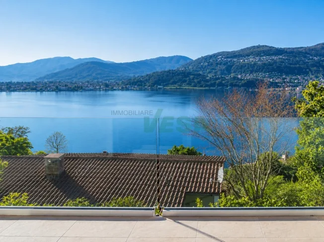 Elegante appartamento monolocale con magnifica vista lago – foto 19 di 20