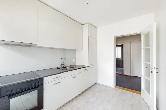 Gemütliche Wohnung im Zentrum von Zürich-Wollishofen! – foto 3 di 7