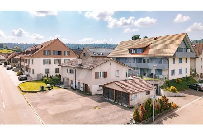 10 Zimmer Einfamilienhaus in Stadel ZH – Foto 1 von 6