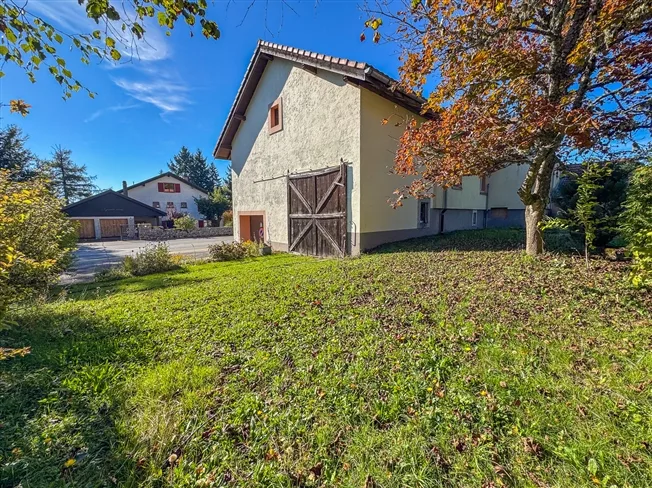 Casa unifamiliare con garage Grandi volumi e potenziale di ampliamento – foto 19 di 21